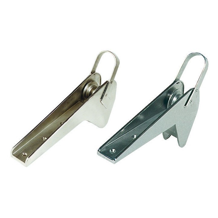 Davier à blocage automatique