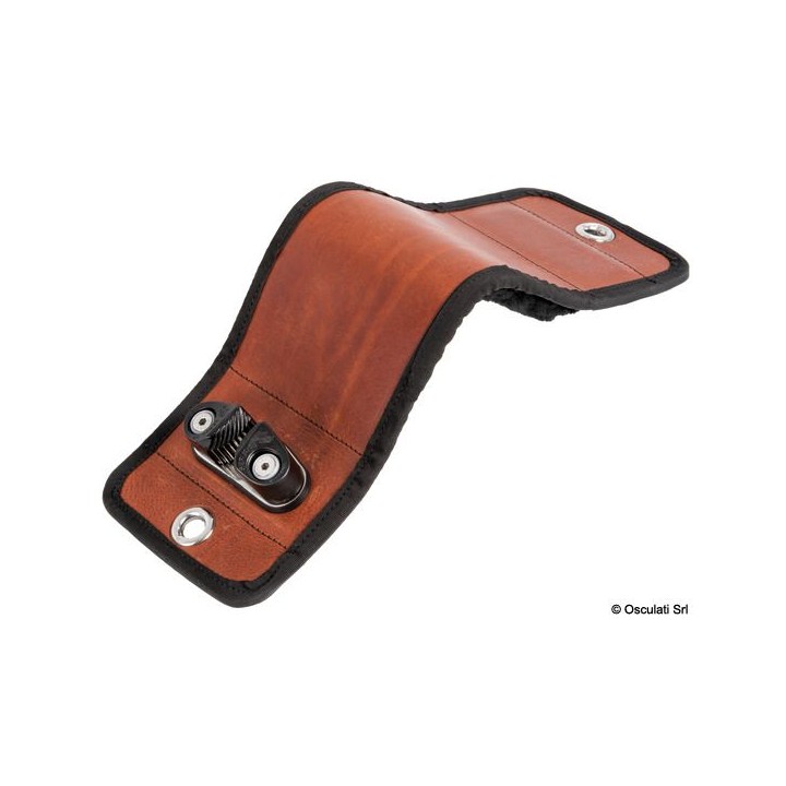 Raccord cuir pour pare-battage