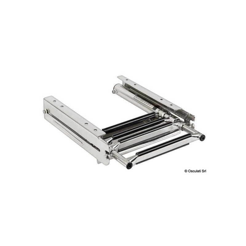 Echelle avec marche autoportante 