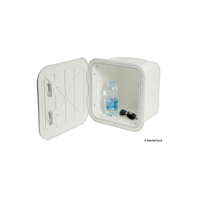 Coquerons de bateau avec porte