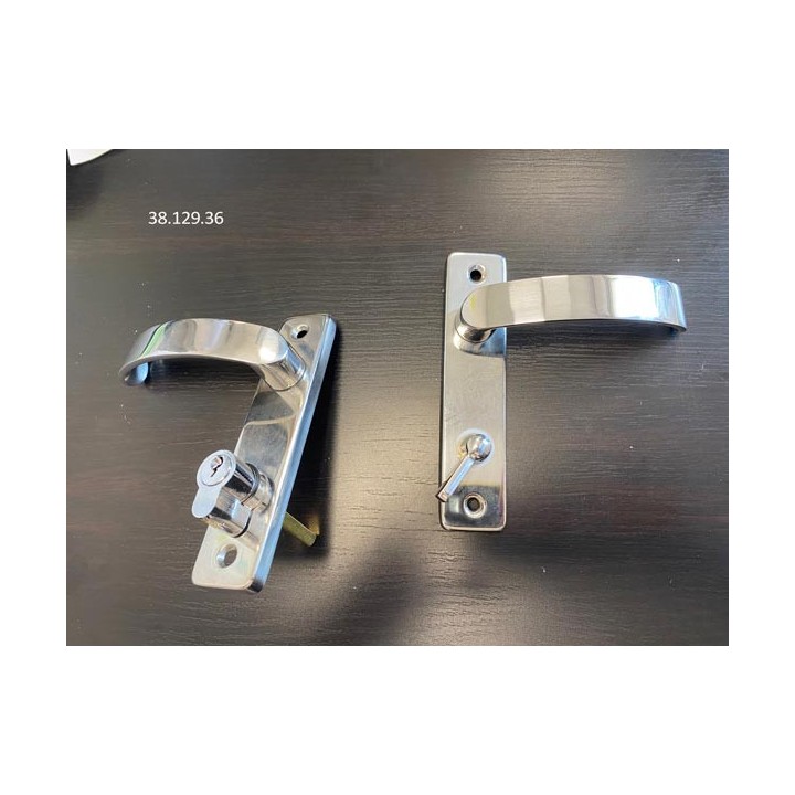 Serrure avec clé externe et blocage par verrou à l'intérieur