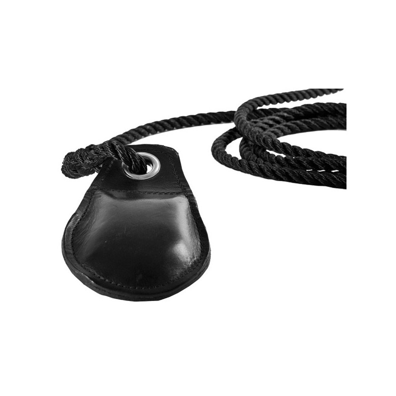 Lance-amarre en cuir