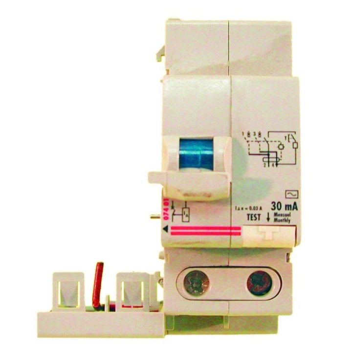 DISJONCTEUR DIFFERENTIEL