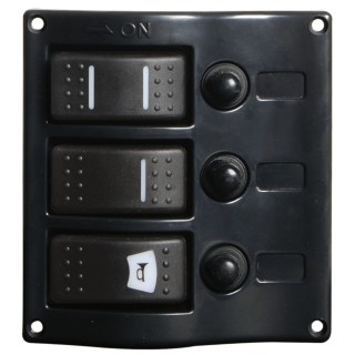 Tableau électrique avec interrupteurs carénés