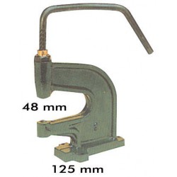  Presse pour river les boutons  